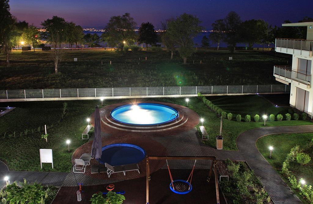 Lakeside Luxury Apartment Zamárdi Exteriér fotografie
